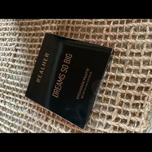 Real Her Eyeshadow Pallet